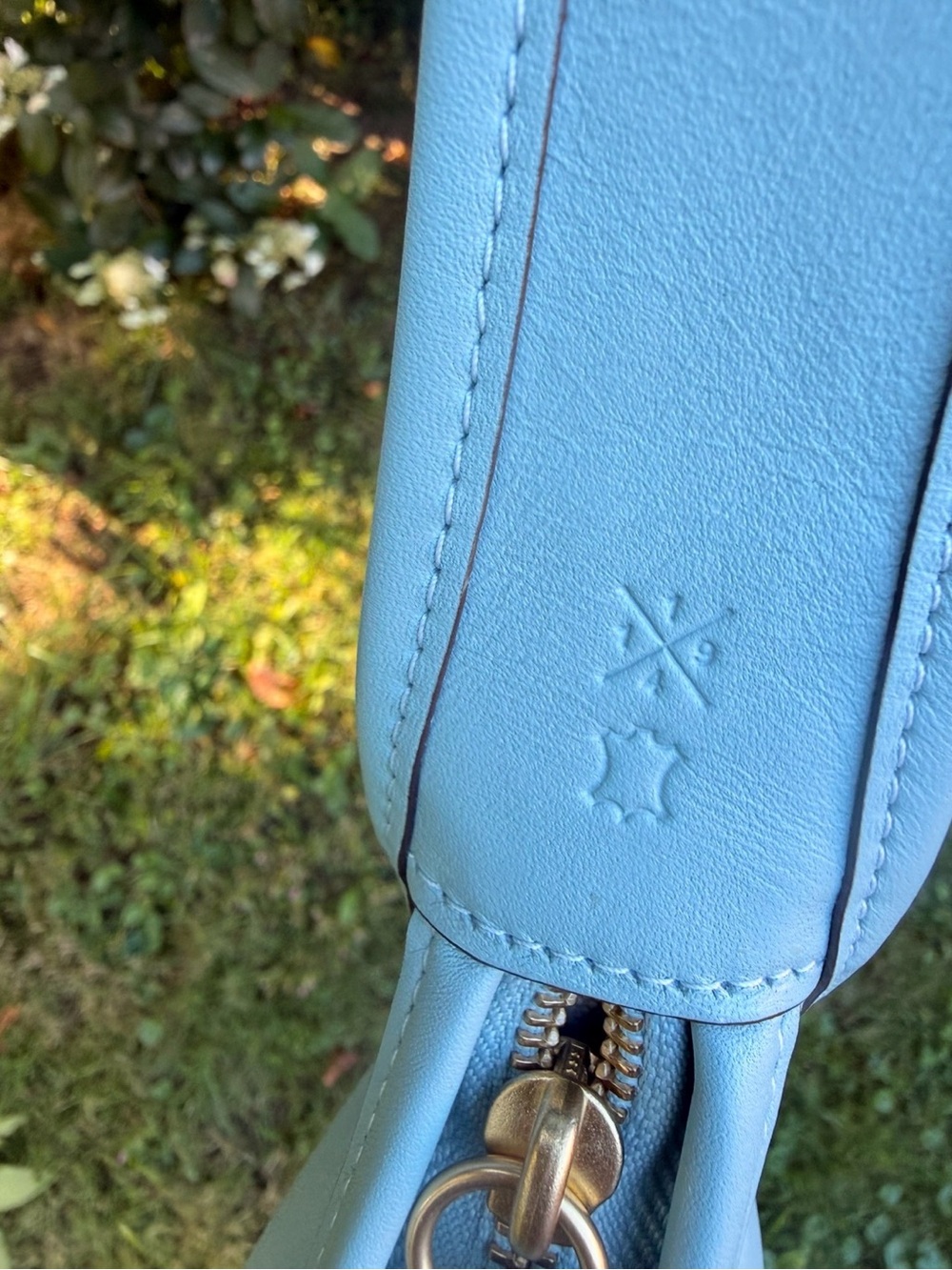 🩵Coach curve Zip Bag CA411🩵 - Picture 9 of 12
